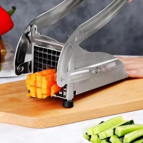 Coupe-frite-presser-pour-faire-carotte