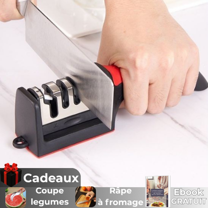 aiguiseur-couteau-rouge-affute-gros-couteau-sur-table
