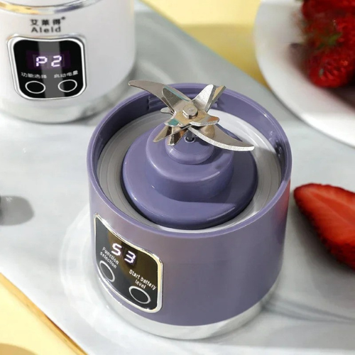 blender-smoothie-demonter-qui-montre-les-lames
