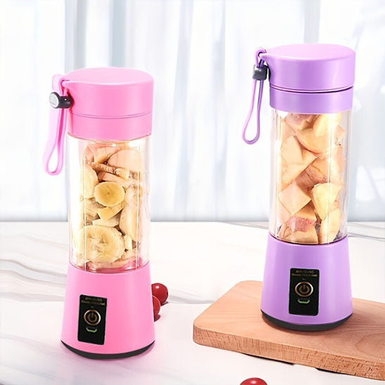 blender-smoothie-sur-la-table-avec-fruit-a-l-interieur