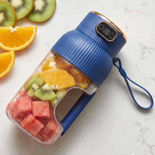 blender-smoothie-sur-le-comptoir