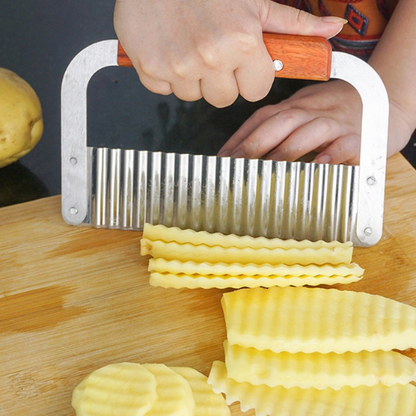 coupe-legumes-personne-qui-coupe-des-frites
