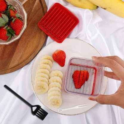 coupe-legumes-personne-qui-coupe-une-fraise
