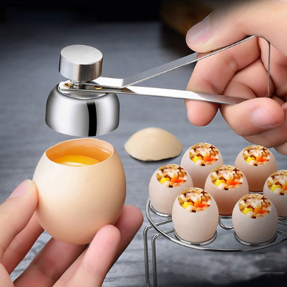 coupe-oeuf-personne-qui-ouvre-un-oeuf