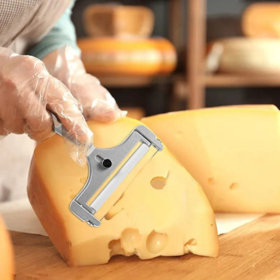couteau-de-cuisine-tranche-de-fromage-suisse