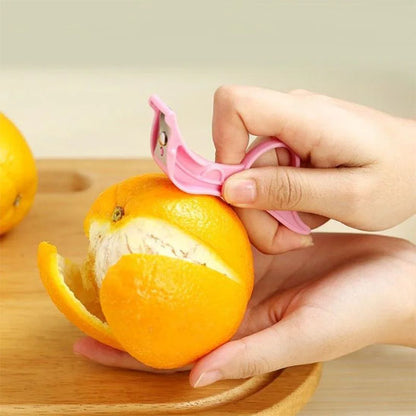 eplucheur-personne-qui-epluche-une-orange