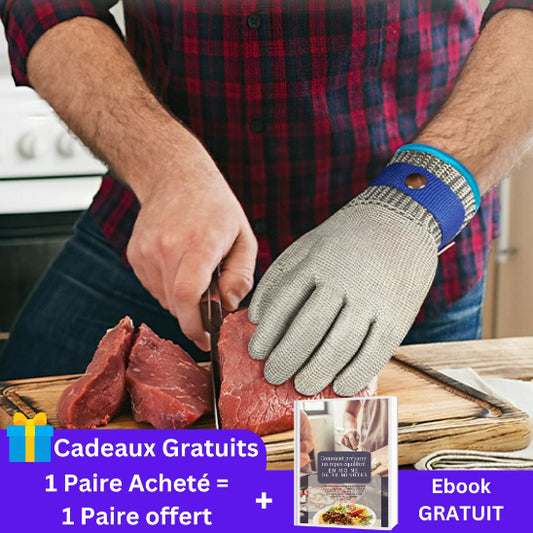 gant-en-cotte-de-maille-personne-qui-une-piece-de-viande