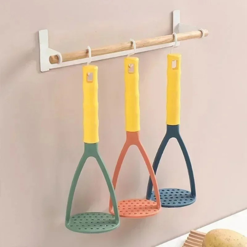 presse-puree-accrocher-sur-un-crochet