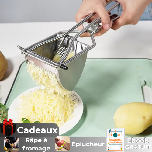 presse-puree-personne-qui-ecrase-des-patates-dans-une-assiette